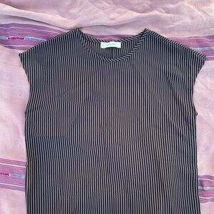 Everlane Black and White Striped Short Sleeve Top